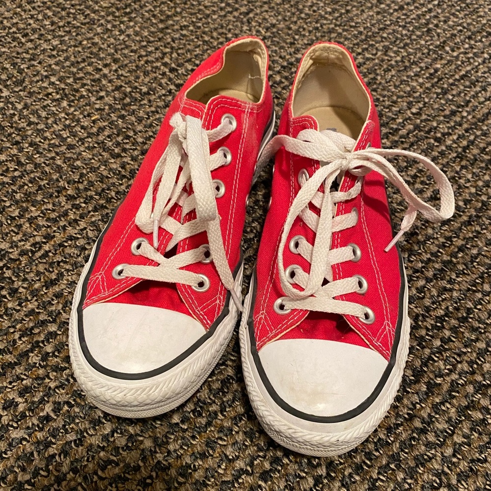 Red converse